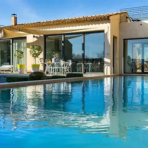 bb-12-luberon-chambres-dhotes-contemporaines.fr-provencehotel.com/